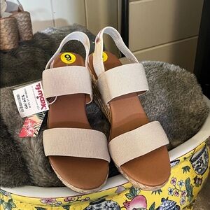 Tommy Bahama Women's Sandals